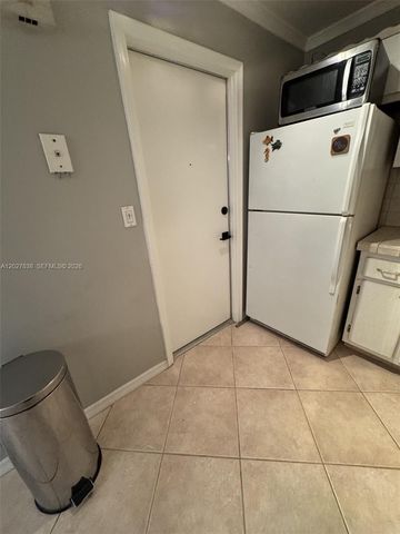 1950 N Andrews Ave 205D, Wilton Manors, FL 33311