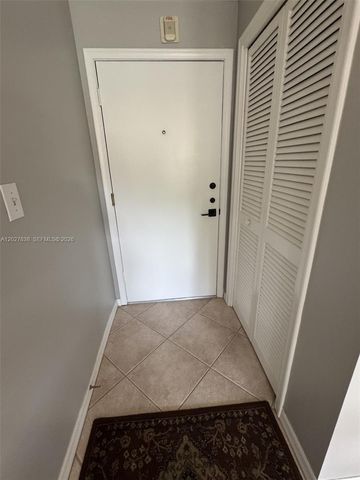 1950 N Andrews Ave 205D, Wilton Manors, FL 33311