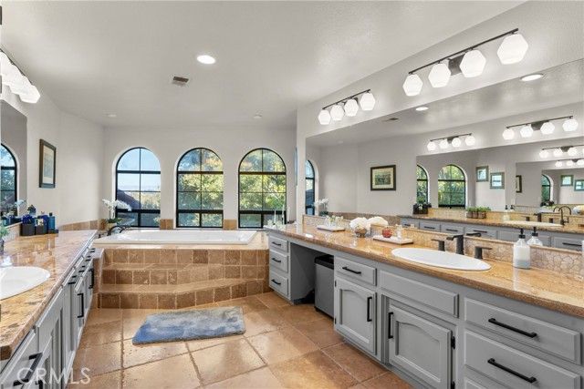 5750 Robin, Santa Maria, CA 93455