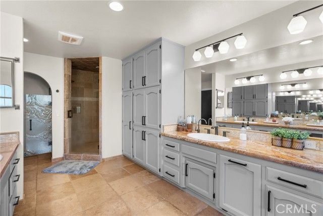 5750 Robin, Santa Maria, CA 93455