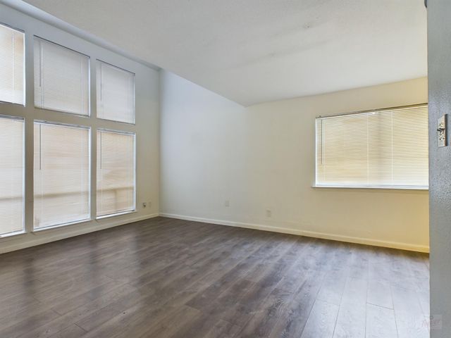 2124 Burton DR 140, Austin, TX 78741