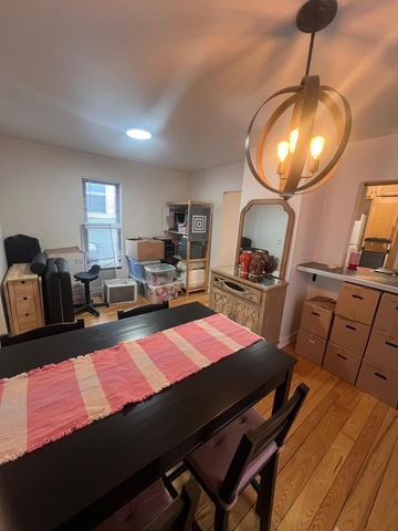 1218 University Avenue NE, Minneapolis, MN 55413