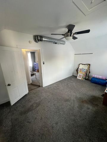 1218 University Avenue NE, Minneapolis, MN 55413