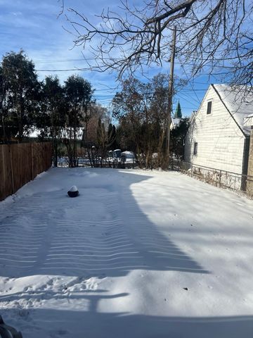 1218 University Avenue NE, Minneapolis, MN 55413