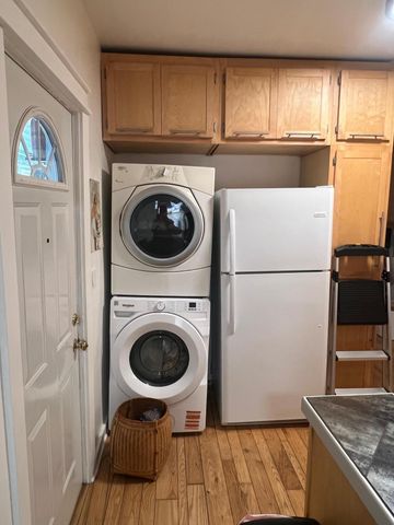 1218 University Avenue NE, Minneapolis, MN 55413