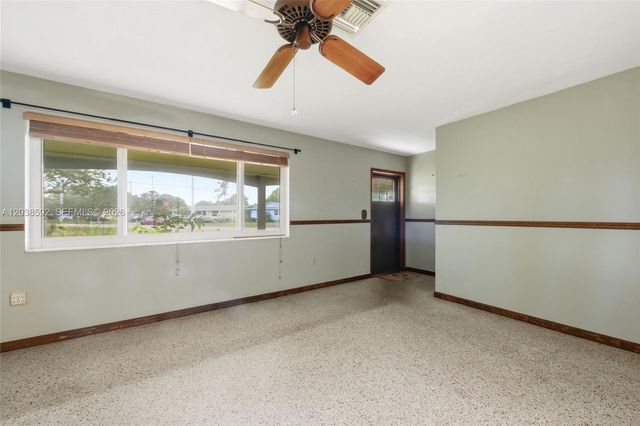 4891 NW 5th St, Plantation, FL 33317