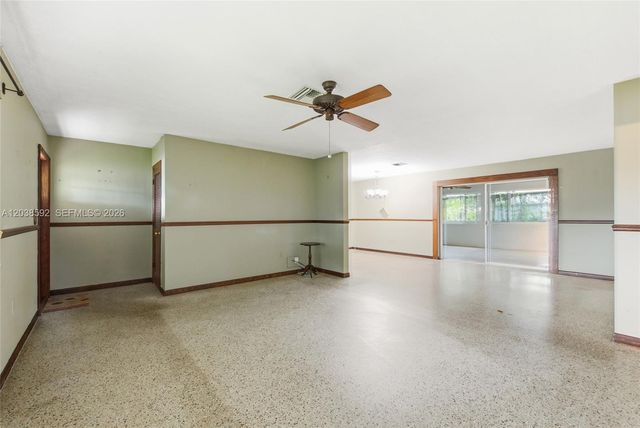 4891 NW 5th St, Plantation, FL 33317