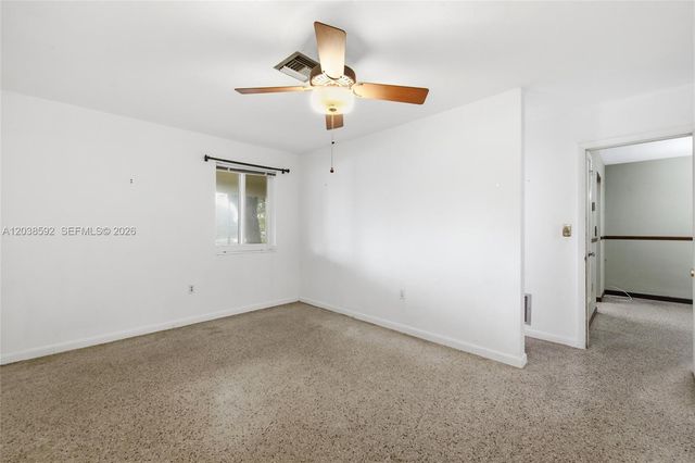 4891 NW 5th St, Plantation, FL 33317
