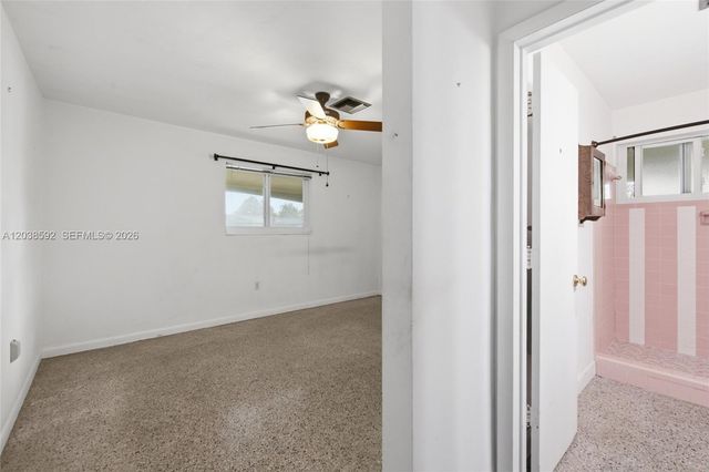 4891 NW 5th St, Plantation, FL 33317