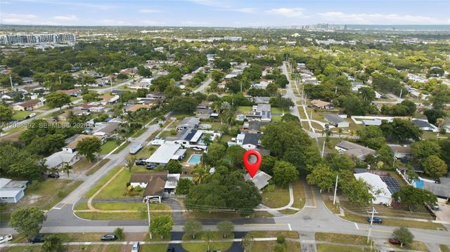 4891 NW 5th St, Plantation, FL 33317