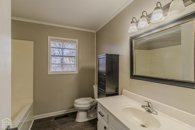 714 Thorne Drive, Paragould, AR 72450