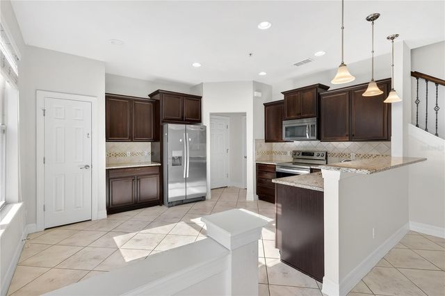 10797 CORSICAN STREET 6, Orlando, FL 32824