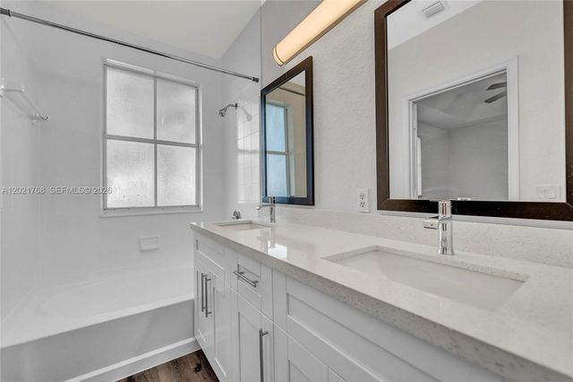 1445 SE 24th Rd, Homestead, FL 33035