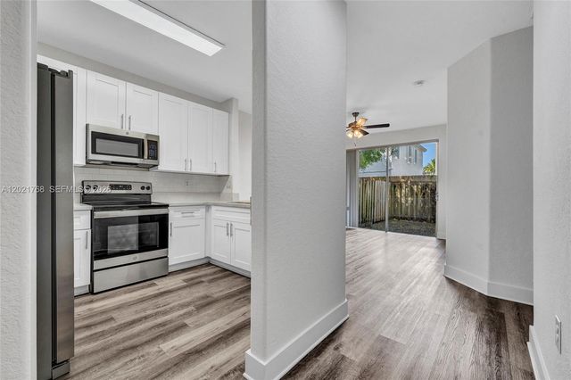 1445 SE 24th Rd, Homestead, FL 33035