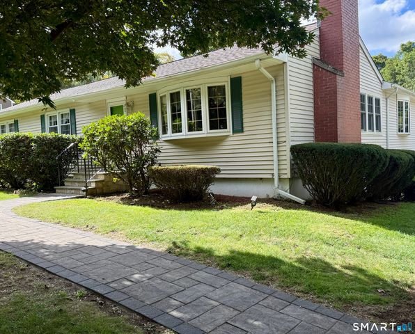 112 Maple Street, Seymour, CT 06483