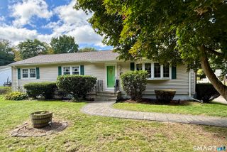 112 Maple Street, Seymour, CT 06483