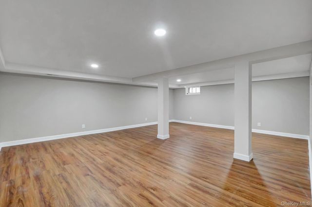 792 Highview Avenue, Westbury, NY 11590