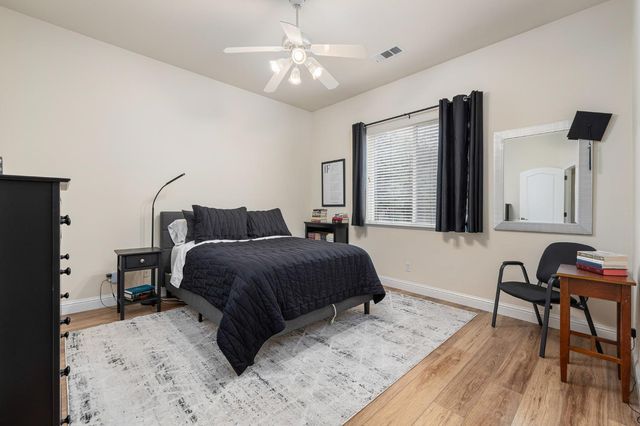 5180 E Copper, Clovis, CA 93619