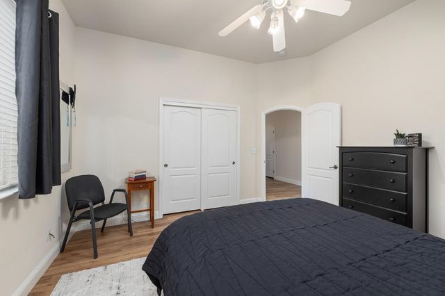 5180 E Copper, Clovis, CA 93619