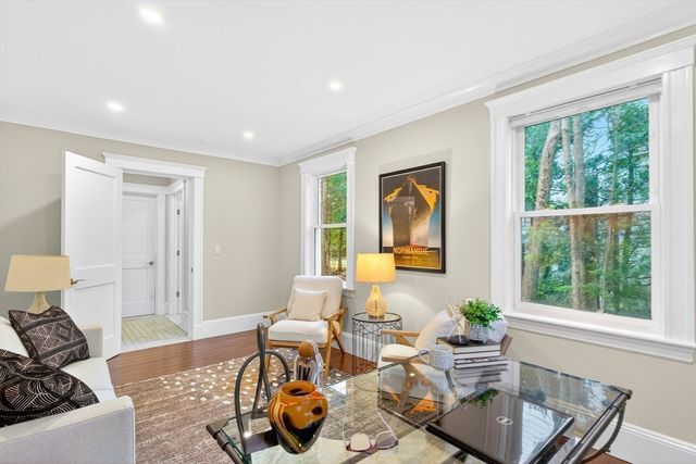 524 Ward St, Newton, MA 02459