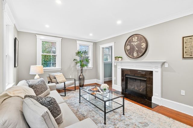 524 Ward St, Newton, MA 02459