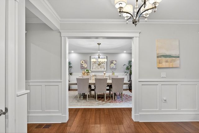 524 Ward St, Newton, MA 02459