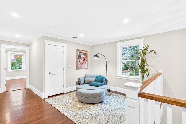 524 Ward St, Newton, MA 02459