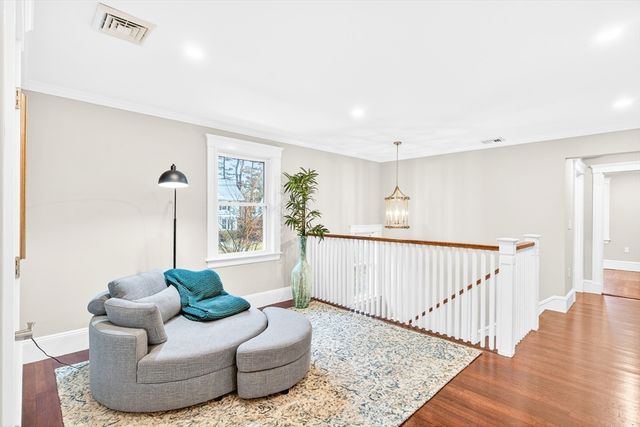 524 Ward St, Newton, MA 02459