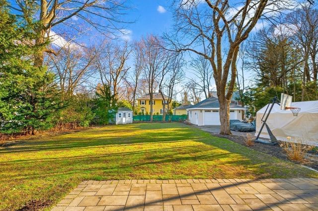 524 Ward St, Newton, MA 02459