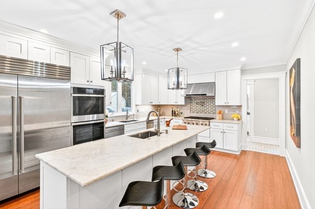 524 Ward St, Newton, MA 02459