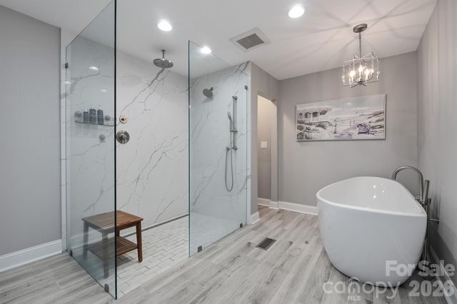 1419 Stoneyridge Drive, Charlotte, NC 28214