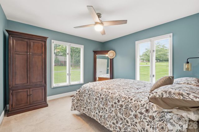 1419 Stoneyridge Drive, Charlotte, NC 28214