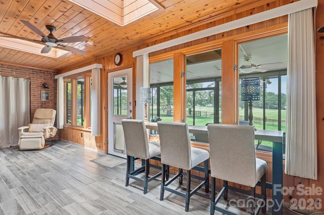 1419 Stoneyridge Drive, Charlotte, NC 28214