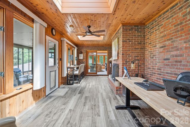 1419 Stoneyridge Drive, Charlotte, NC 28214