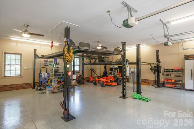 1419 Stoneyridge Drive, Charlotte, NC 28214
