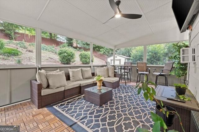 1215 Lake Washington Circle, Lawrenceville, GA 30043