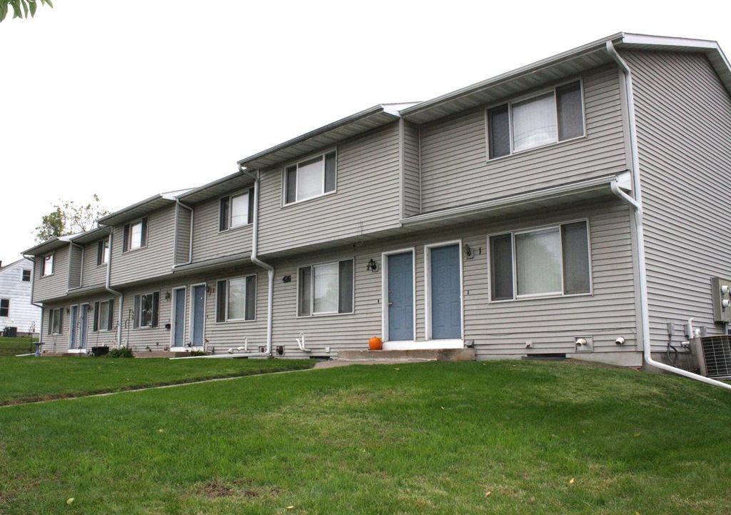 426 4th AVENUE N, Onalaska, WI 54650