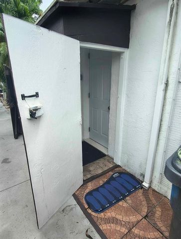 5741 SW 24th Avenue Unit B, Dania Beach, FL 33312
