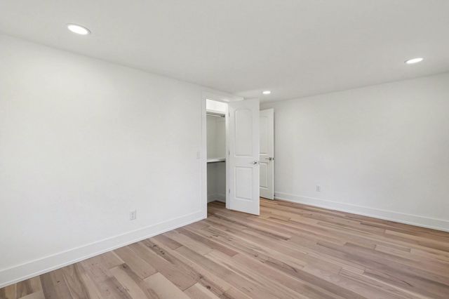 67 Scobey Dr, Nashville, TN 37210