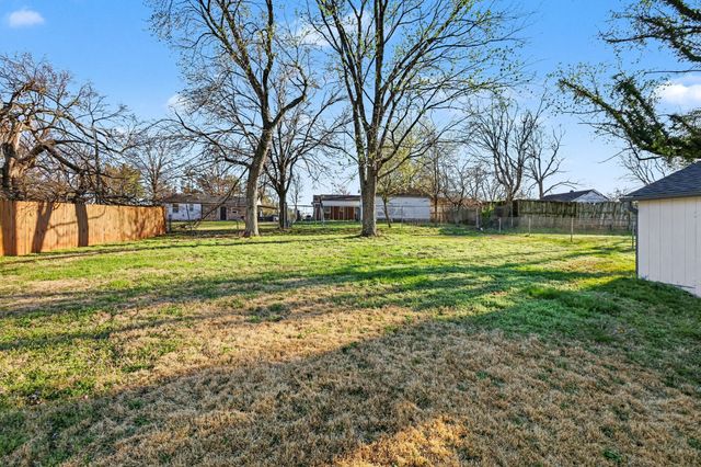 67 Scobey Dr, Nashville, TN 37210