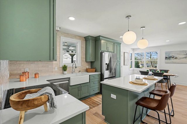 67 Scobey Dr, Nashville, TN 37210