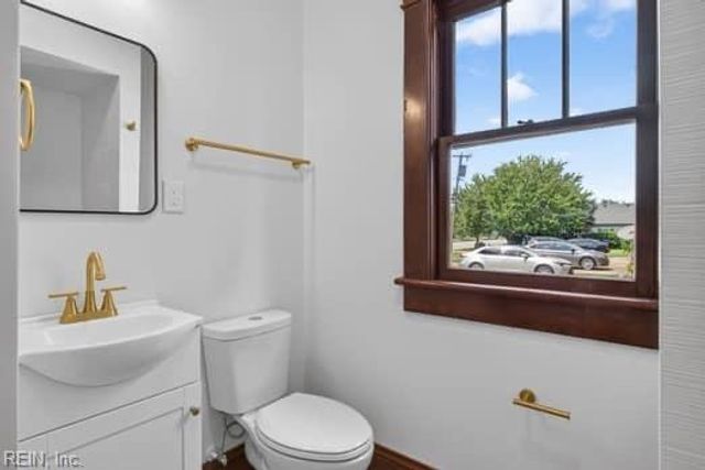 9508 Mason Creek RD, Norfolk, VA 23503