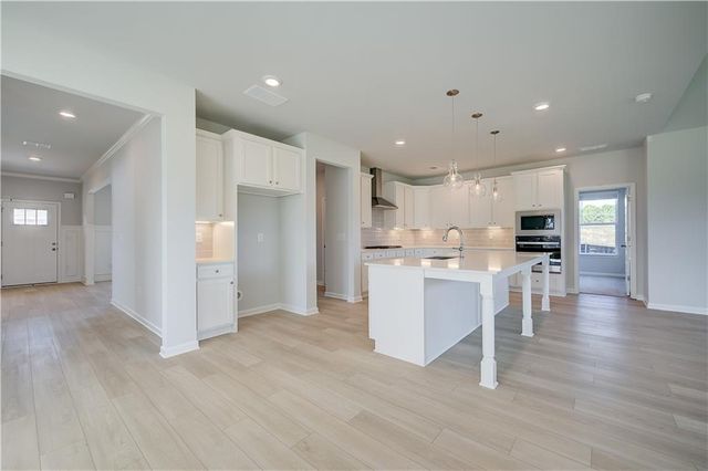 616 Sidney Court, Stockbridge, GA 30281