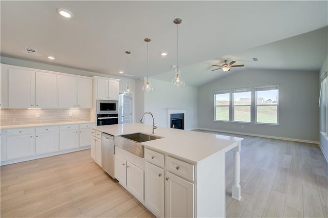 616 Sidney Court, Stockbridge, GA 30281
