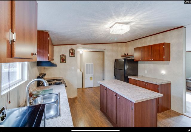 909 Boiling springs rd, Lexington, SC 29073