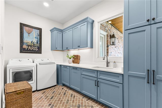 3753 Cooper Court, College Station, TX 77845