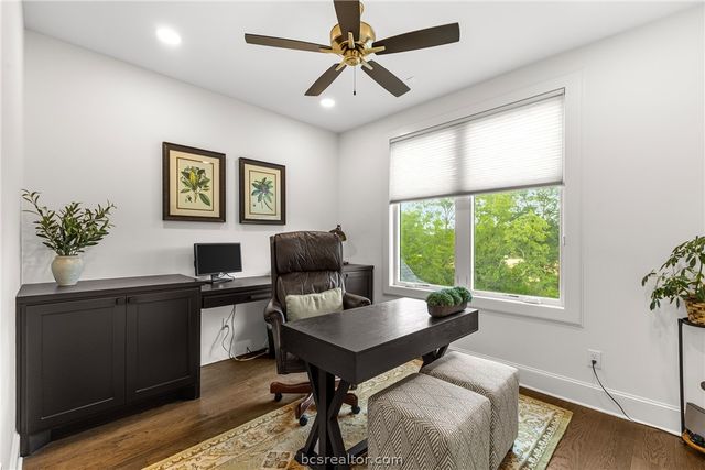 3753 Cooper Court, College Station, TX 77845