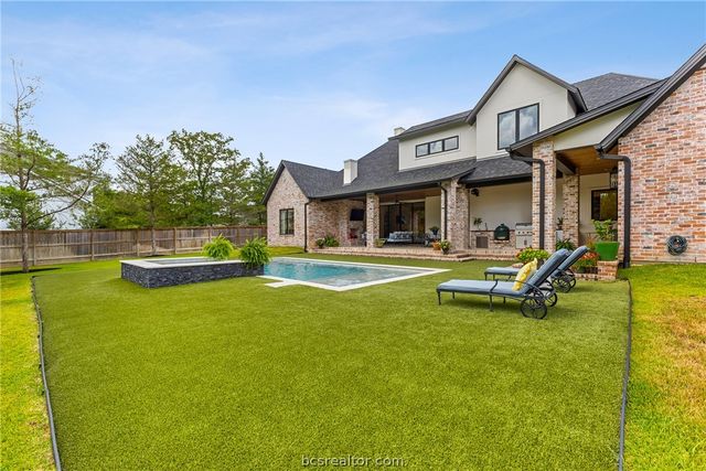 3753 Cooper Court, College Station, TX 77845