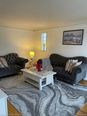 2000 Byrd Street, Dearborn, MI 48124