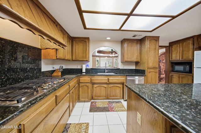 44834 17th Street, Lancaster, CA 93534